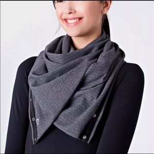 NWT ivivva by Lululemon Village Scarf